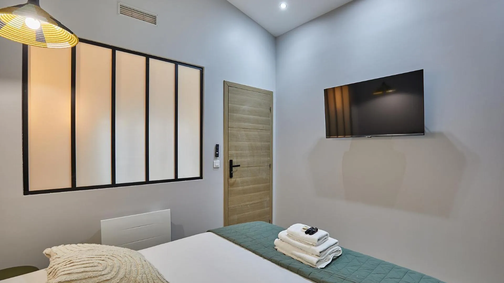 Bois De Vincennes By Prestige * Paris
