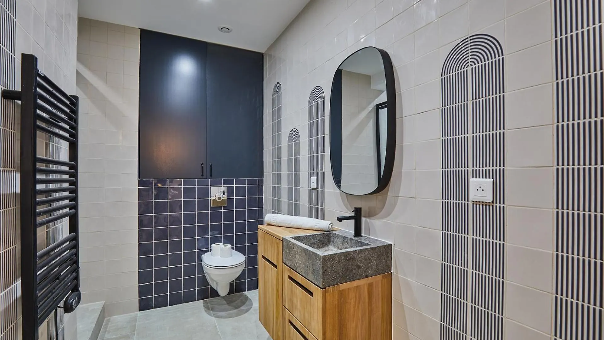 Bois De Vincennes By Prestige *